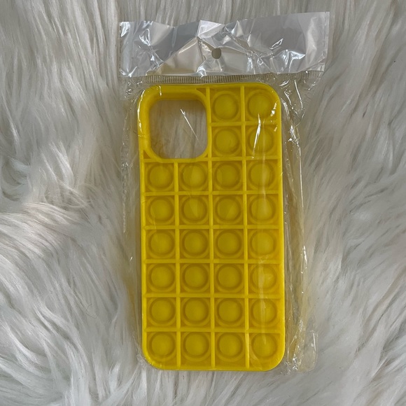 Phone Case with Bubble Push Pop Sensory Fidget for iPhone12 - Picture 2 of 4